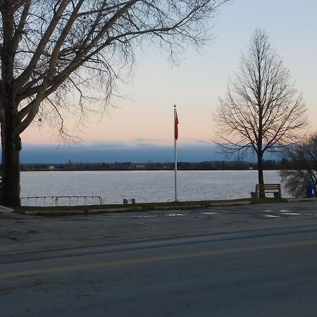 The Lakeview Inn Lac du Bonnet Luaran gambar